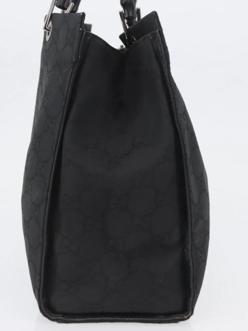 Gucci brand	gucci color	black